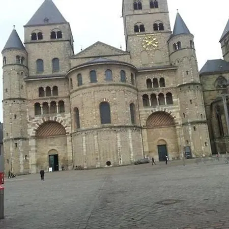 Charmante In *